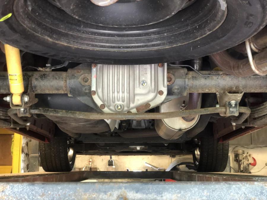 Днище и подвеска Dodge Ram SRT-10 2004 года  (фото 155 из 168)